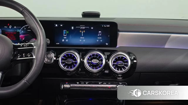 Mercedes-Benz CLA-Class C118 2024 Белый из Кореи, фото 6