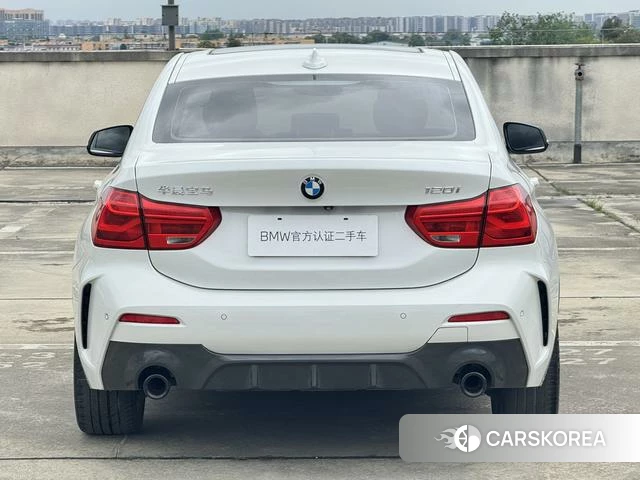 BMW 1 series 2022 Белый из Китая, фото 6