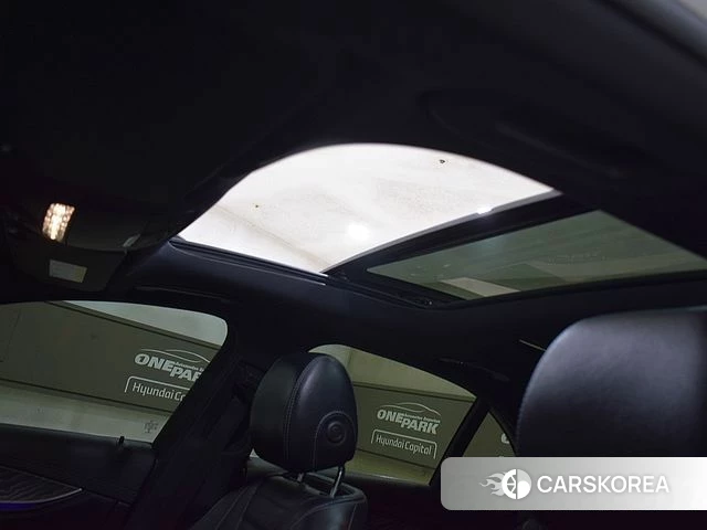 Mercedes-Benz E-Class W213 2022 Белый из Кореи, фото 6