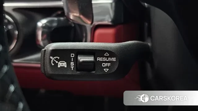 Porsche 718 Boxster 2023 Серебристо-серый из Кореи, фото 6