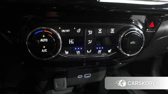 Chevrolet (GM Daewoo) Trax Crossover 2023 Небесно-голубой из Кореи, фото 6