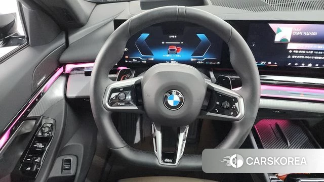 BMW 5 Series (G60) 2025 Черный из Кореи, фото 6
