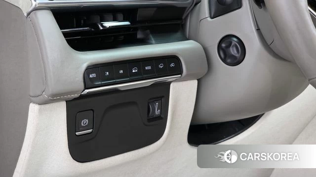 Cadillac Escalade 5th Generation 2021 Белый из Кореи, фото 6