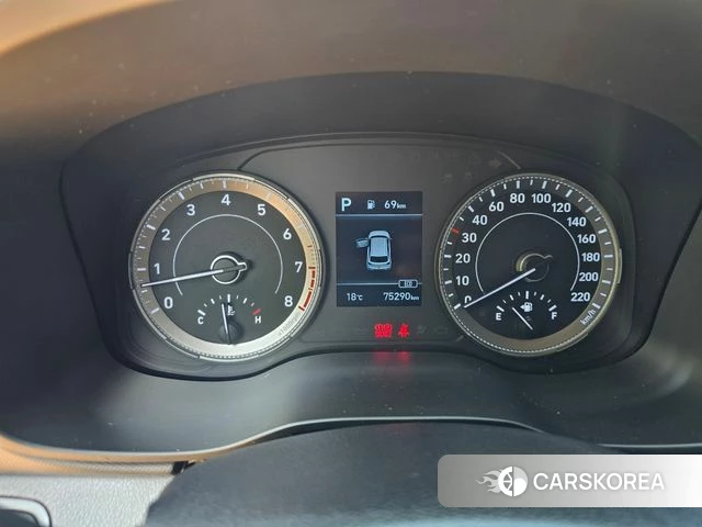 Hyundai Venue 2019 Белый из Кореи, фото 6