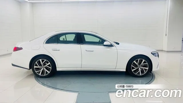 Mercedes-Benz E-Class W214 2024 Белый из Кореи, фото 6