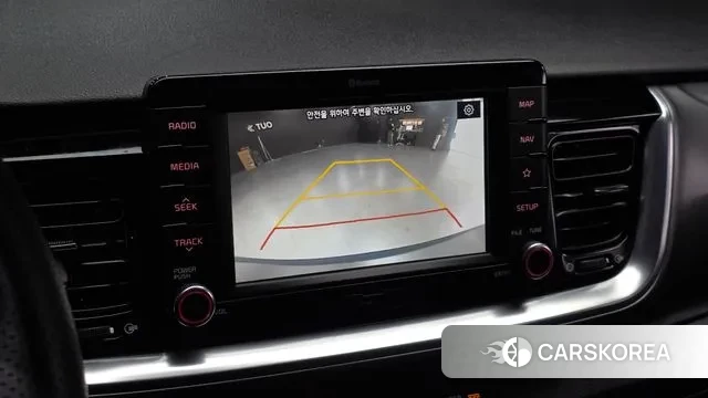 Kia Stonic 2020 Белый из Кореи, фото 6