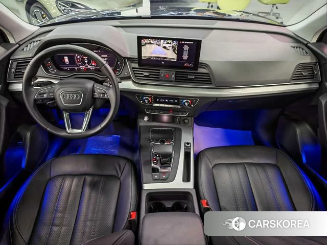 Audi Q5L 2021 Черный из Китая, фото 6