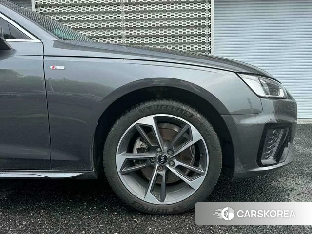 Audi A4L 2025 Темно-серый из Китая, фото 6