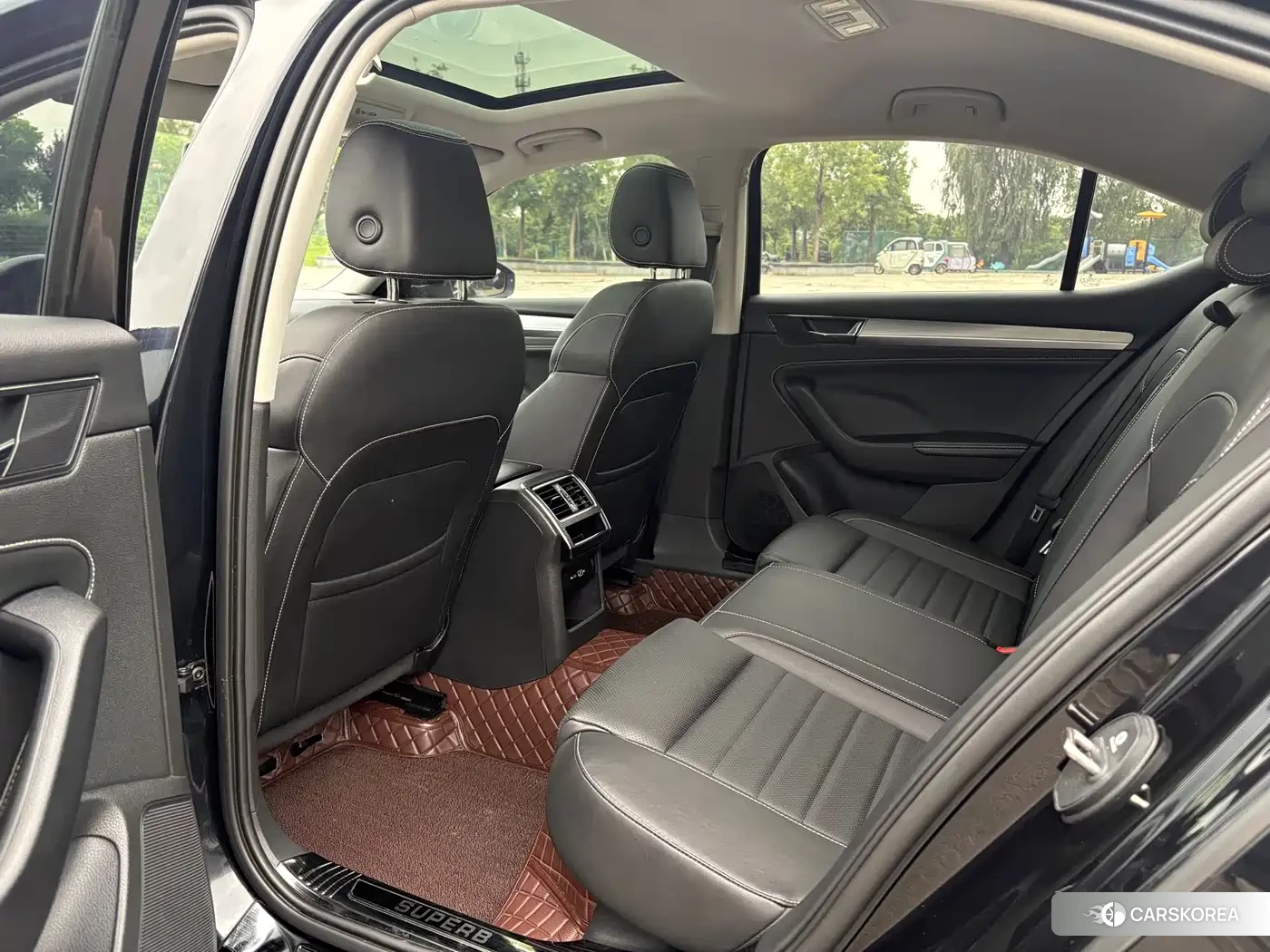 Skoda Superb 2023 Черный из Китая, фото 6