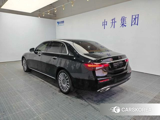 Mercedes-Benz E-class 2023 Черный из Китая, фото 6