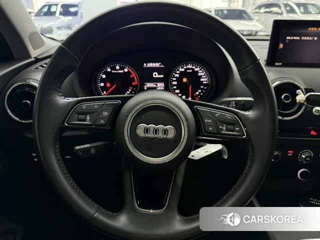 Audi A3 2020 Белый из Китая, фото 6