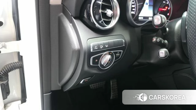 Mercedes-Benz GLC-Class X253 2018 Белый из Кореи, фото 6