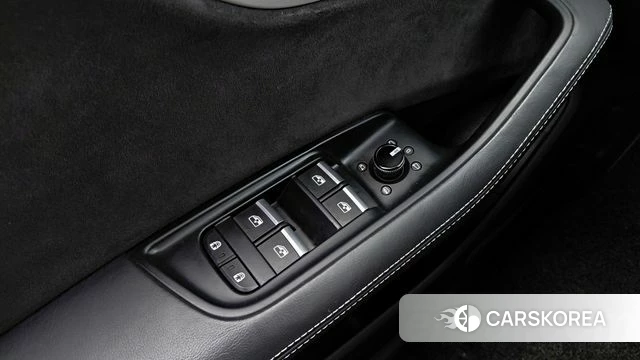 Audi Q8 (4M) 2021 Серебряный из Кореи, фото 6