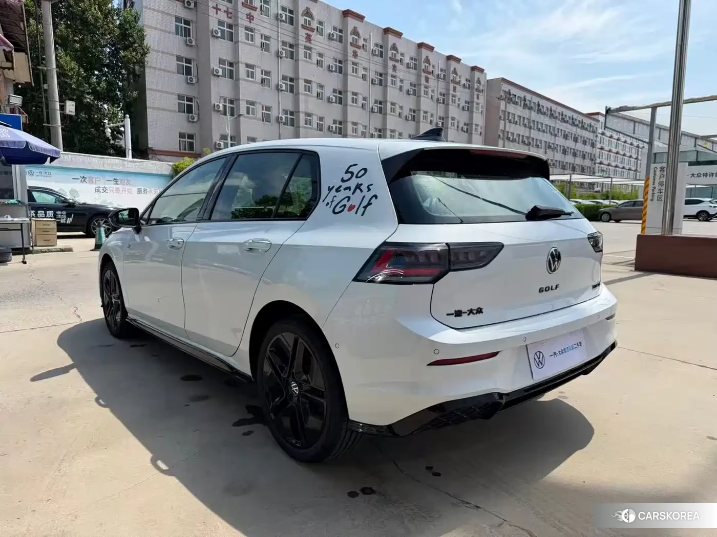 Volkswagen Golf 2025 Белый из Китая, фото 6