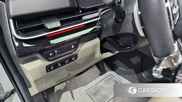Kia The New Carnival 4th Generation 2024 Серебряный из Кореи, фото 6