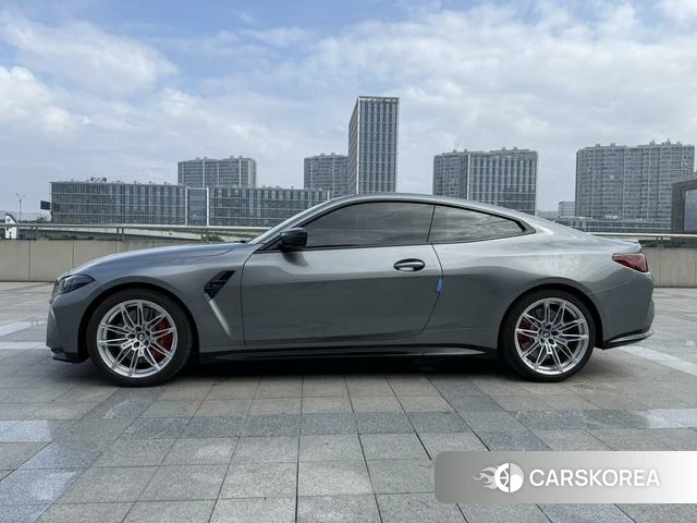 BMW M4 2025 Темно-серый из Китая, фото 6
