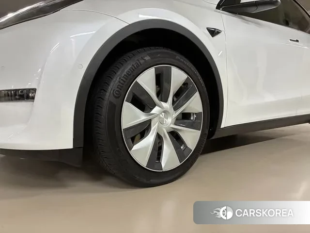 Tesla Model Y 2021 Белый из Кореи, фото 6