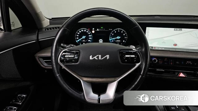 Kia K8 2023 Серебристо-серый из Кореи, фото 6