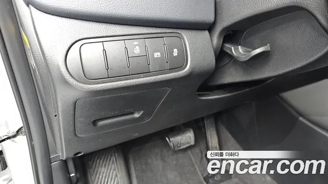 Kia The New Carens 2018 Серебряный из Кореи, фото 6