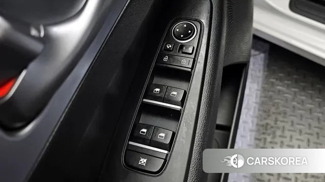 Kia The New K3 2nd generation 2021 Белый из Кореи, фото 6