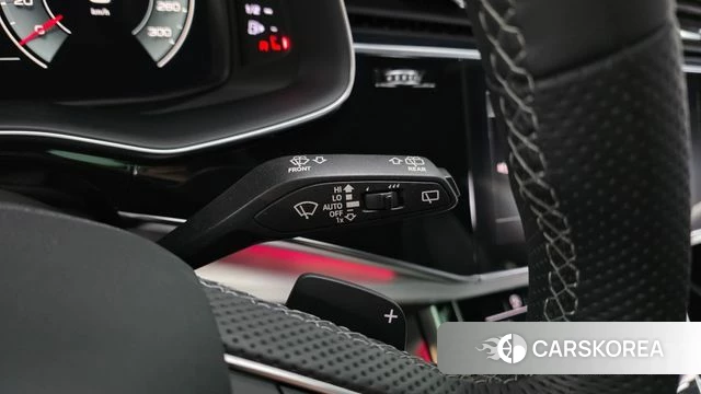 Audi Q8 (4M) 2022 Черный из Кореи, фото 6