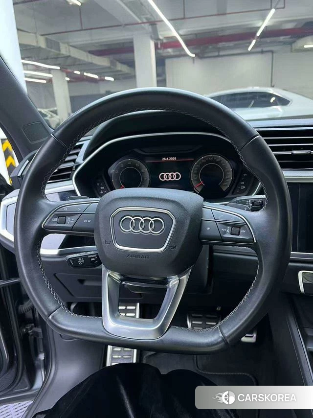 Audi Q3 2024 Темно-серый из Китая, фото 6