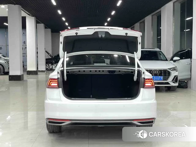 Volkswagen Bora 2022 Белый из Китая, фото 6