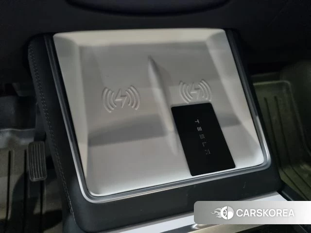 Tesla Model Y 2025 Серый из Кореи, фото 6