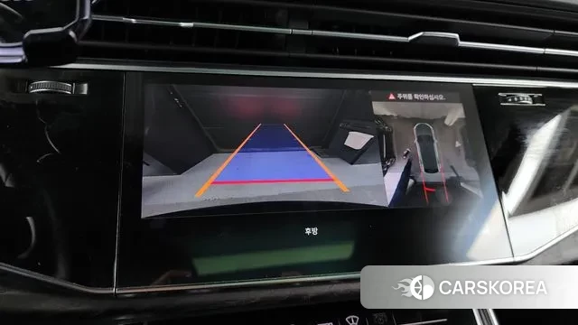 Audi Q8 (4M) 2022 Черный из Кореи, фото 6