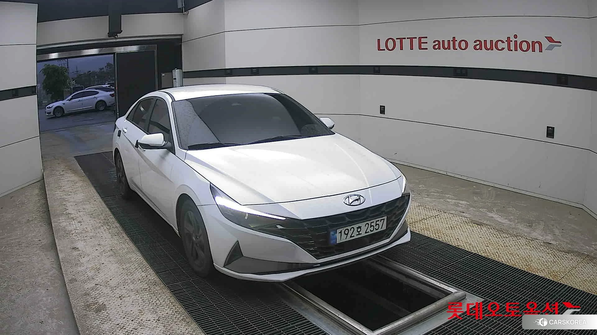 Hyundai Avante 2023 Polar White из Кореи, фото 6