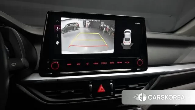 Kia The New K3 2nd generation 2021 Белый из Кореи, фото 6