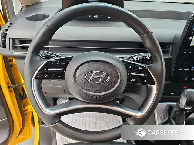 Hyundai Staria 2022 Желтый из Кореи, фото 6