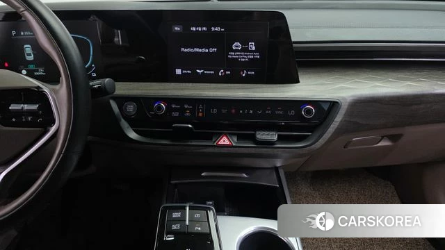 Kia K8 Hybrid 2022 Серебристо-серый из Кореи, фото 6