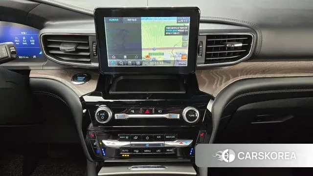 Ford Explorer 6th Generation 2022 Черный из Кореи, фото 6