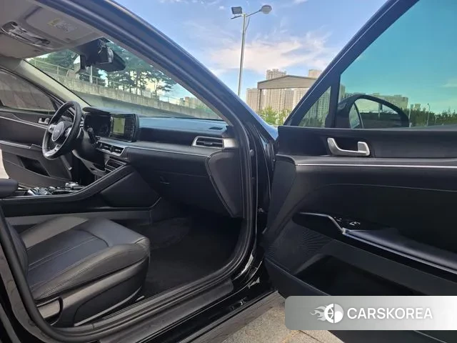 Kia K5 3rd generation 2022 Черный из Кореи, фото 6