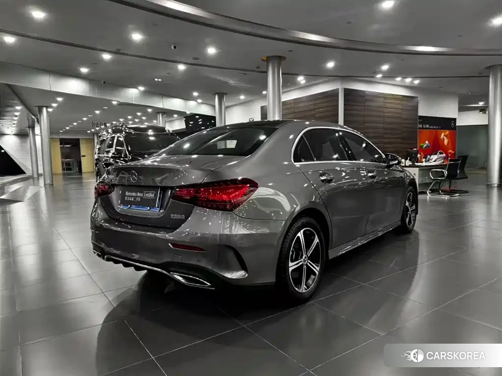 Mercedes-Benz A-Class 2023 Silver/gray из Китая, фото 6