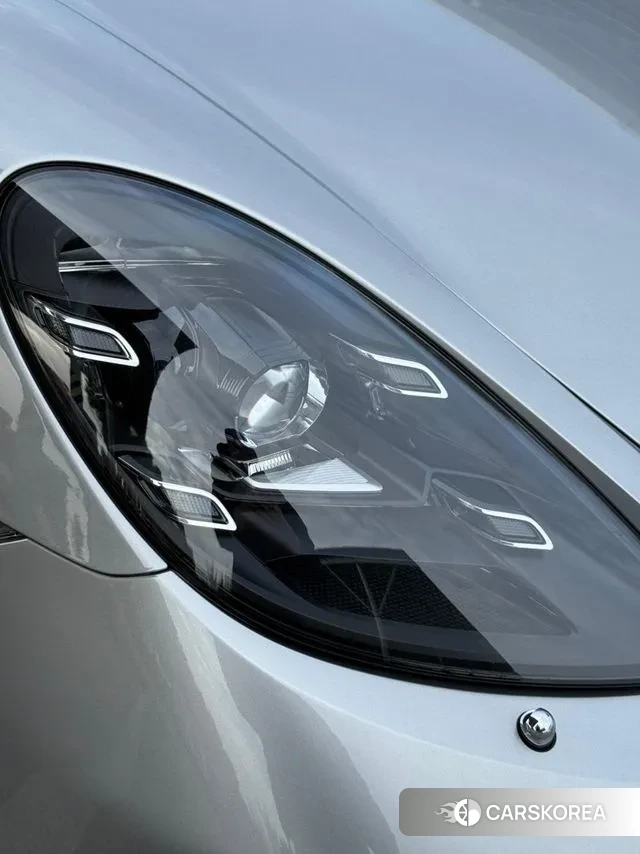 Porsche 718 Cayman 2022 Серебристо-серый из Кореи, фото 6