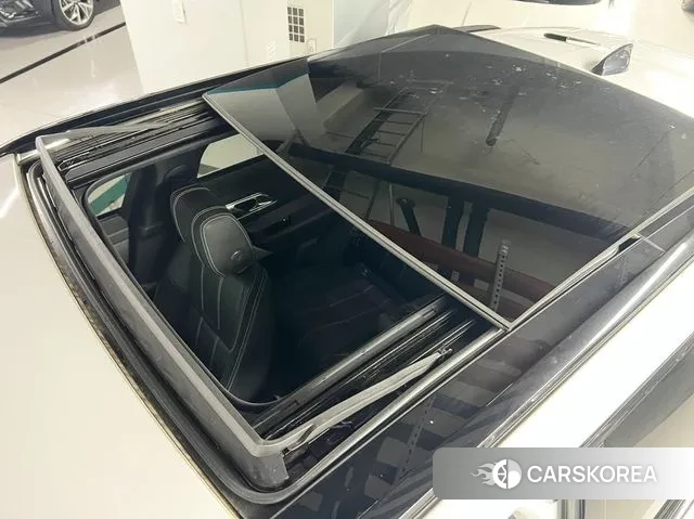 Land Rover Range Rover Velar 2019 Белый из Кореи, фото 6