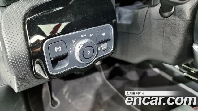 Mercedes-Benz A-Class W177 2022 Белый из Кореи, фото 6