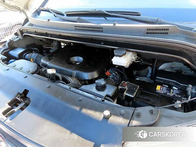 Hyundai The New Grand Starex 2020 Серебристо-серый из Кореи, фото 6