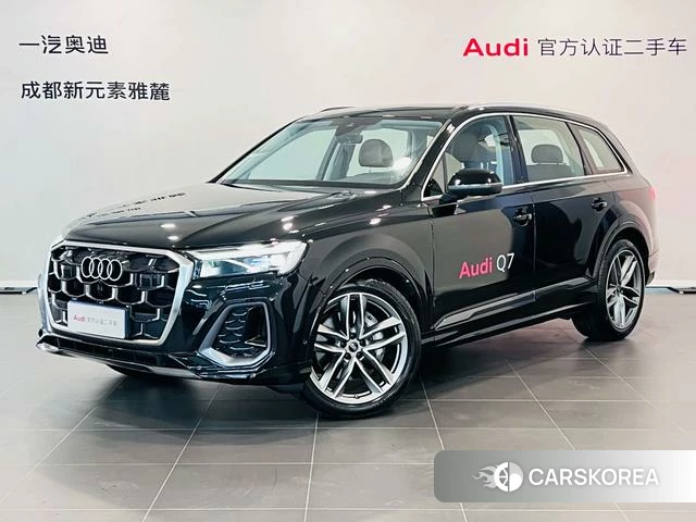 Audi Q7 2024 Черный из Китая, фото 6