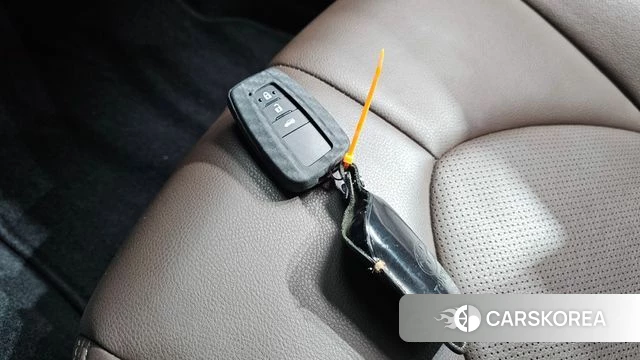 Toyota Camry (XV70) 2019 Черный из Кореи, фото 6