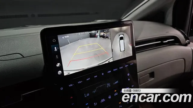 Hyundai Staria 2023 Белый из Кореи, фото 6