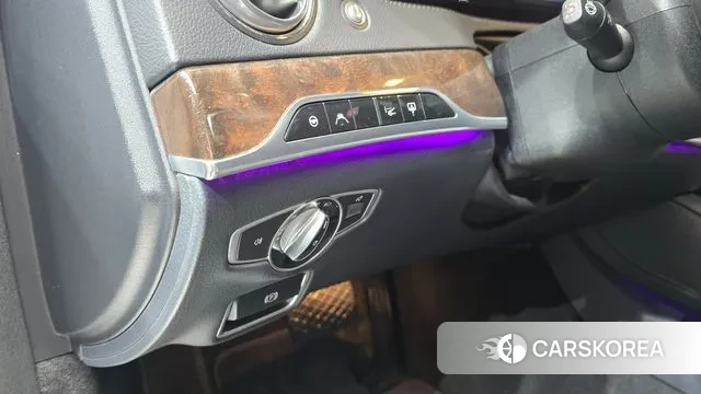 Mercedes-Benz S-Class W222 2018 Серебряный из Кореи, фото 6