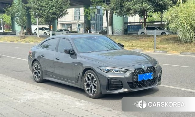 BMW 4 series 2023 Серебристо-серый из Китая, фото 6