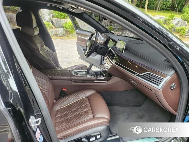 BMW 7 Series (G11) 2021 Черный из Кореи, фото 6