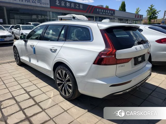 Volvo V60 2026 Белый из Китая, фото 6