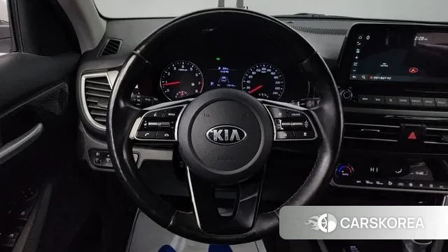 Kia Seltos 2021 Белый из Кореи, фото 6