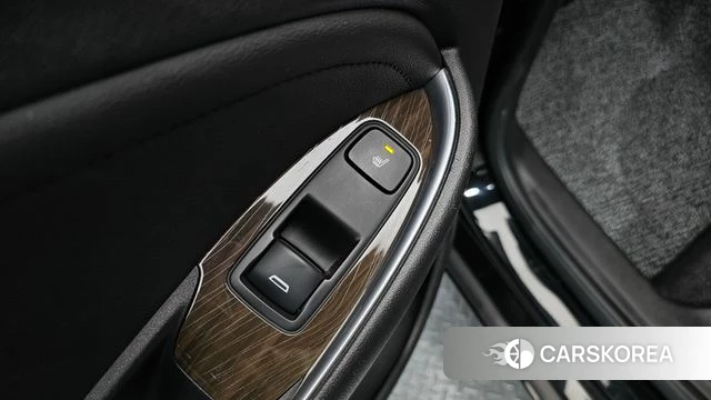 Chevrolet (GM Daewoo) The New Malibu 2019 Черный из Кореи, фото 6