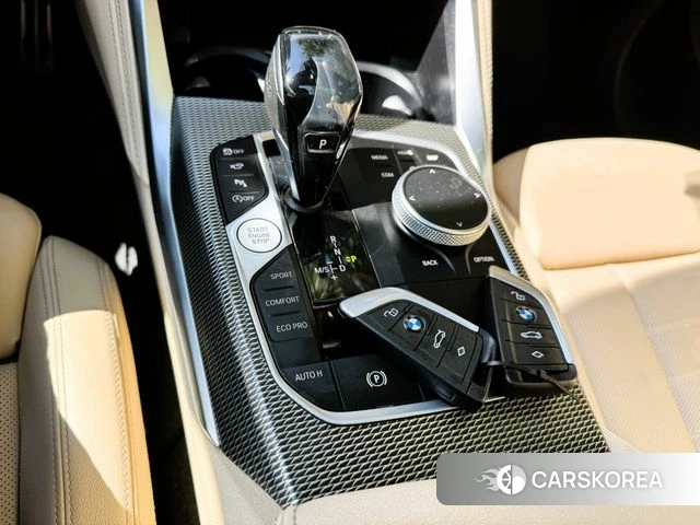 BMW 4 Series (G22) 2021 Темно-зеленый из Кореи, фото 6